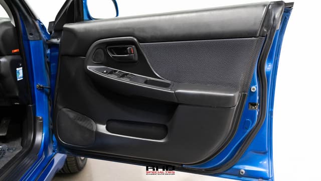 2000 Subaru Impreza WRX JDM car for sale — photo 9 of 10