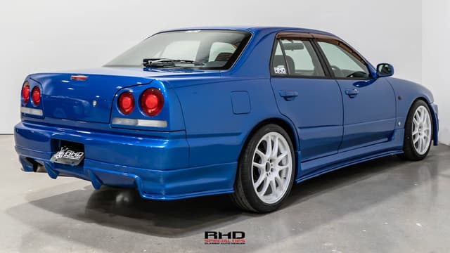 2000 Nissan Skyline JDM car for sale — photo 7 of 10