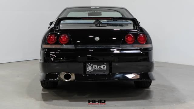 1996 Nissan Skyline JDM car for sale — photo 6 of 10