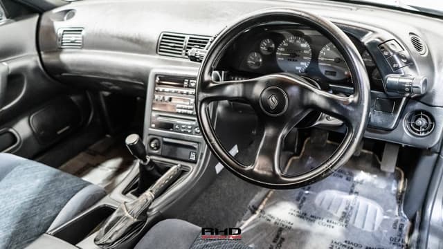 1992 Nissan Skyline JDM car for sale — photo 10 of 10