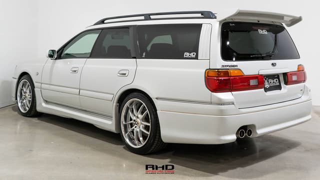 1998 Nissan Stagea JDM car for sale — photo 5 of 10