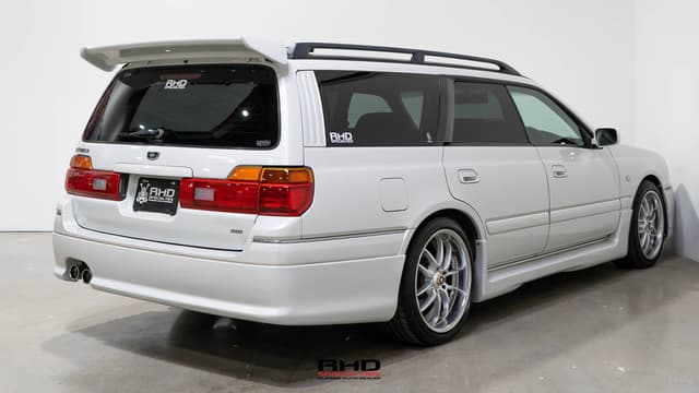 1998 Nissan Stagea JDM car for sale — photo 7 of 10