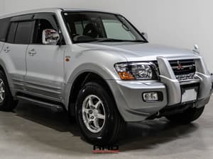 2001 Mitsubishi Pajero JDM car for sale
