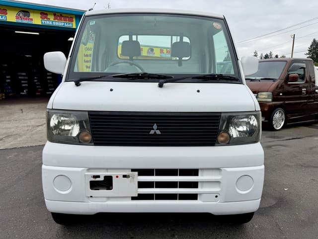 2001 Mitsubishi Minicab JDM car for sale — photo 3 of 24