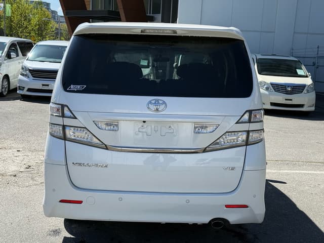 2010 Toyota Vellfire JDM car for sale — photo 5 of 13