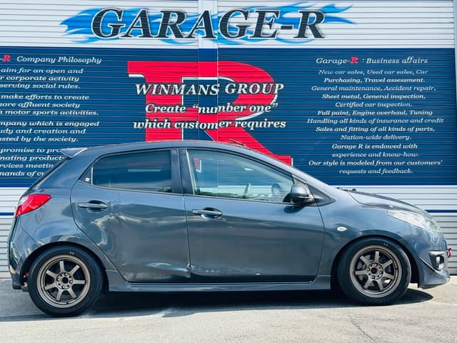 2007 Mazda Demio JDM car for sale — photo 12 of 24