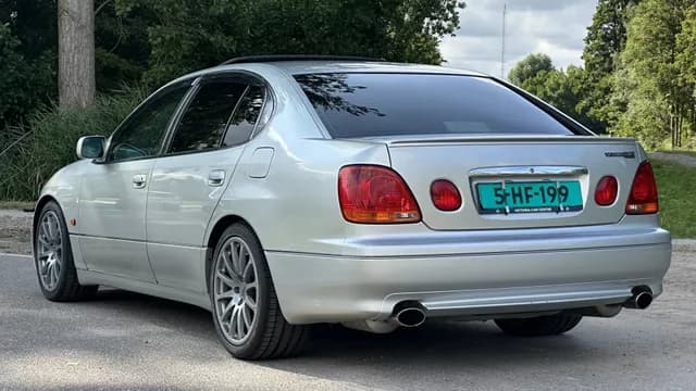 2002 Toyota Aristo JDM car for sale — photo 3 of 25