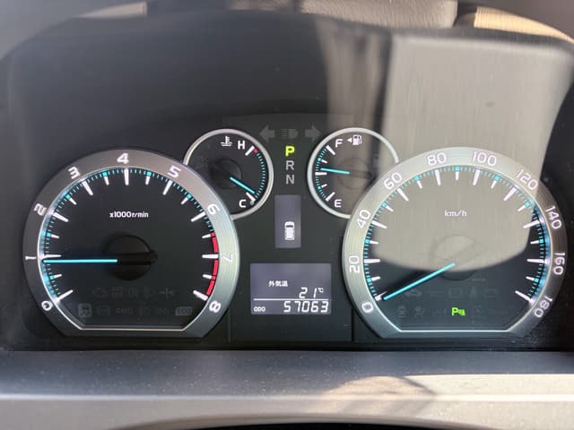 2008 Toyota Vellfire JDM car for sale — photo 9 of 21