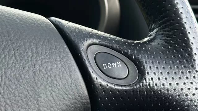 2002 Toyota Aristo JDM car for sale — photo 10 of 25