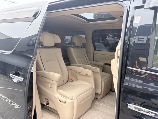 2008 Toyota Alphard JDM car for sale — photo 17 of 19