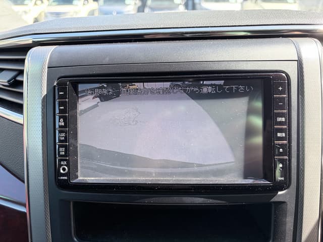 2009 Toyota Vellfire JDM car for sale — photo 11 of 19