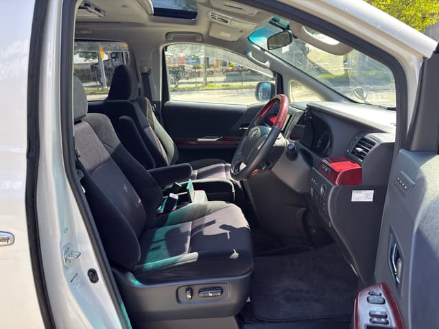 2010 Toyota Vellfire JDM car for sale — photo 12 of 13