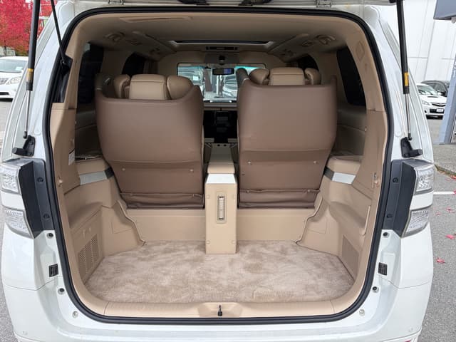 2010 Toyota Vellfire JDM car for sale — photo 25 of 25