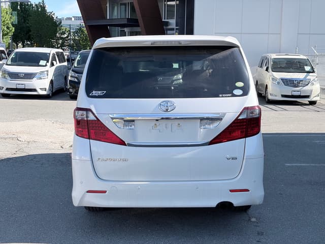 2010 Toyota Alphard JDM car for sale — photo 6 of 20