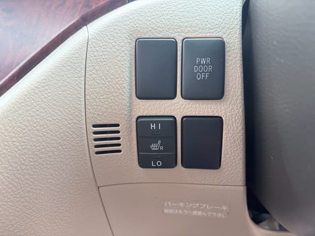 2008 Toyota Alphard JDM car for sale — photo 15 of 19