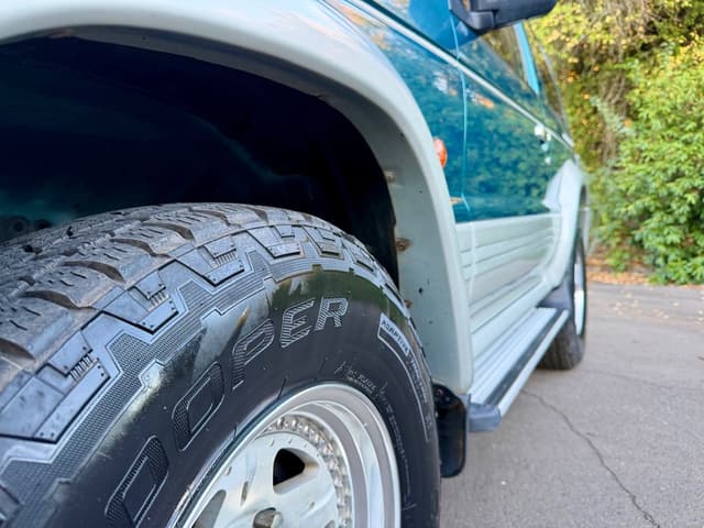 1994 Mitsubishi Pajero JDM car for sale — photo 21 of 25