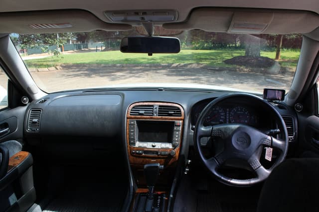 1997 Nissan Cedric JDM car for sale — photo 14 of 25