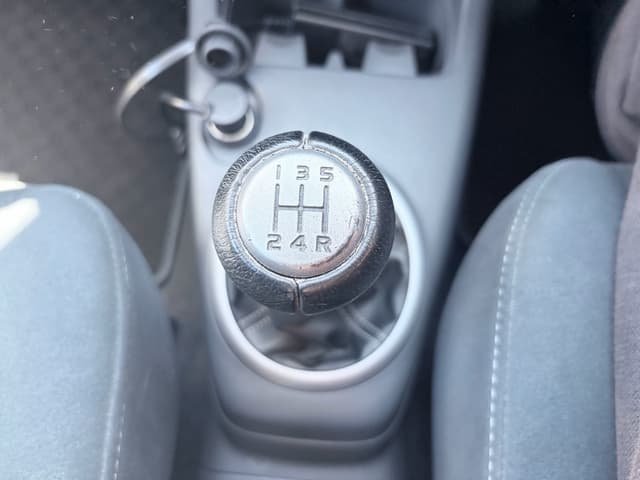 2010 Suzuki Swift JDM car for sale — photo 11 of 15