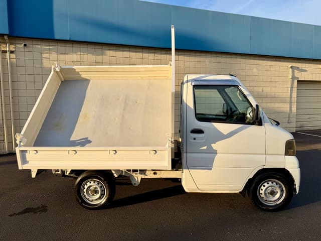 2001 Mitsubishi Minicab JDM car for sale — photo 20 of 25