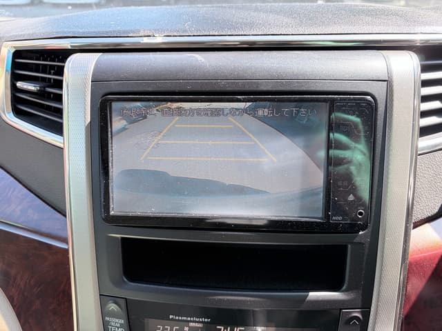 2008 Toyota Alphard JDM car for sale — photo 12 of 18