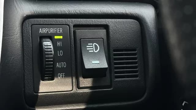 2002 Toyota Aristo JDM car for sale — photo 22 of 25
