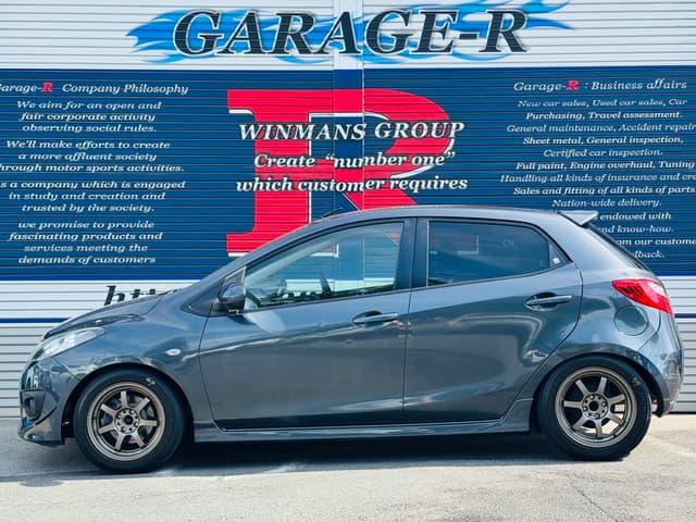 2007 Mazda Demio JDM car for sale — photo 13 of 24