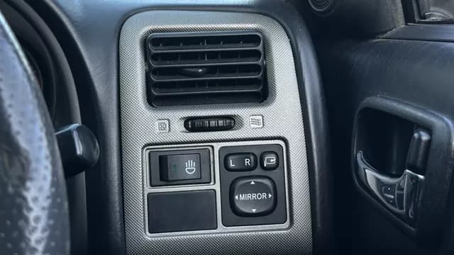 2001 Toyota Caldina JDM car for sale — photo 20 of 25