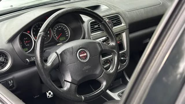 2004 Subaru Impreza JDM car for sale — photo 10 of 25
