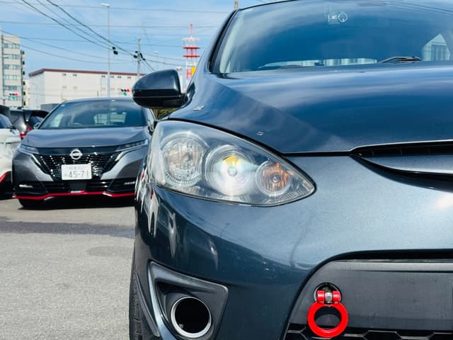 2007 Mazda Demio JDM car for sale — photo 14 of 24