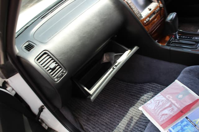 1997 Nissan Cedric JDM car for sale — photo 23 of 25