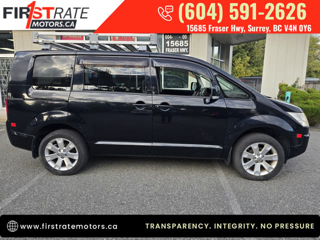 2009 Mitsubishi Delica JDM car for sale — photo 9 of 21