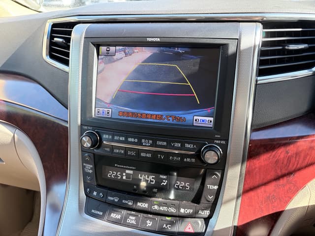2010 Toyota Alphard JDM car for sale — photo 10 of 20