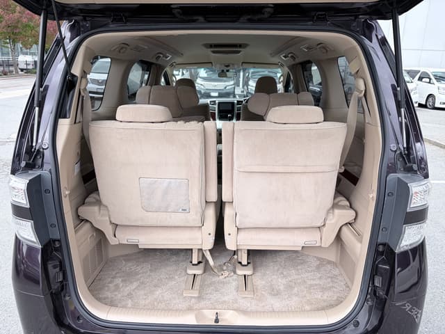 2008 Toyota Vellfire JDM car for sale — photo 14 of 16