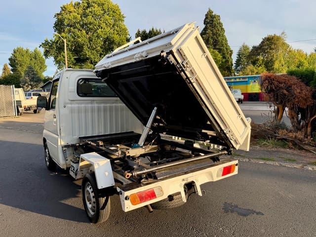 2001 Mitsubishi Minicab JDM car for sale — photo 12 of 25