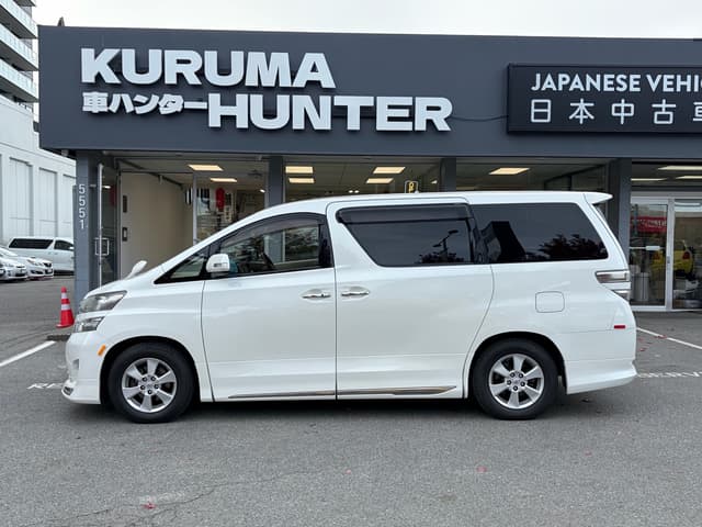 2010 Toyota Vellfire JDM car for sale — photo 3 of 25