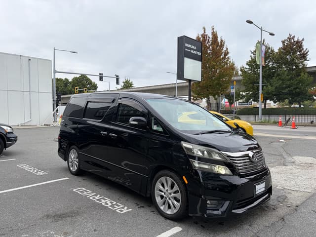 2009 Toyota Vellfire JDM car for sale — photo 3 of 17