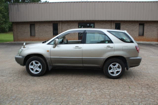 2000 Toyota Harrier JDM car for sale — photo 6 of 25