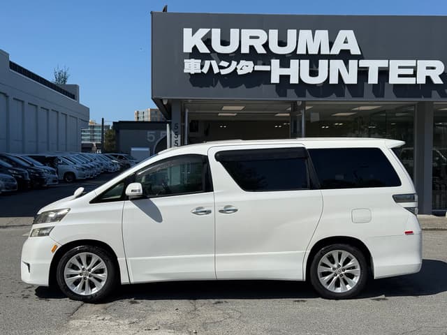2010 Toyota Vellfire JDM car for sale — photo 3 of 13