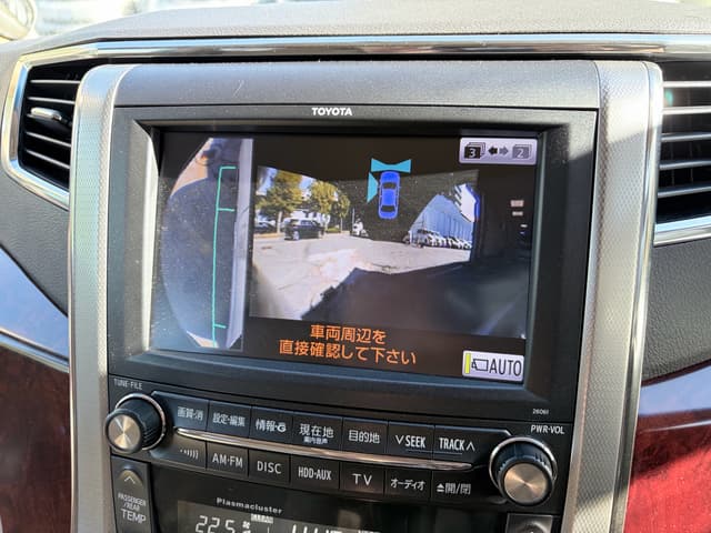 2010 Toyota Alphard JDM car for sale — photo 11 of 20