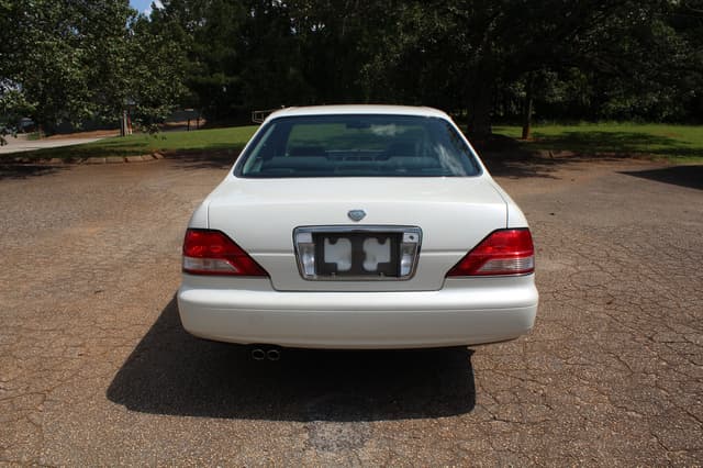 1997 Nissan Cedric JDM car for sale — photo 4 of 25