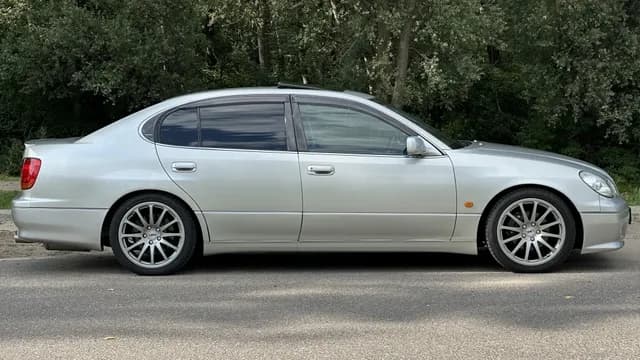 2002 Toyota Aristo JDM car for sale — photo 4 of 25