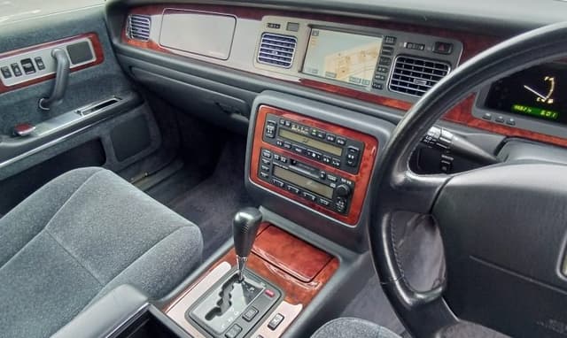 2001 Toyota Century JDM car for sale — photo 8 of 24