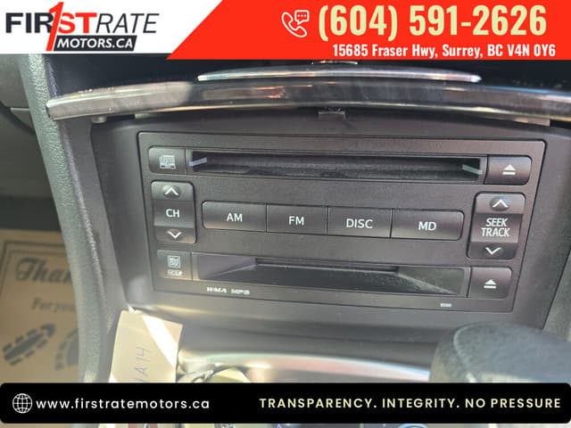 2011 Toyota Crown JDM car for sale — photo 16 of 19