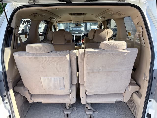2010 Toyota Alphard JDM car for sale — photo 18 of 20
