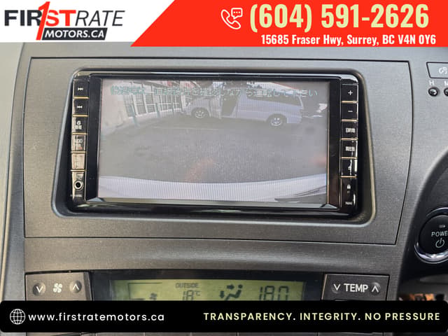 2009 Toyota Prius JDM car for sale — photo 17 of 18