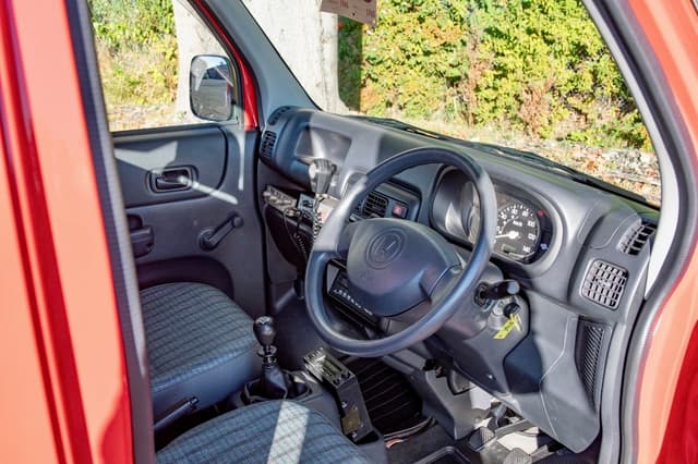 2001 Honda Acty JDM car for sale — photo 11 of 18
