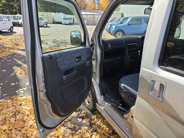 2000 Honda Vamos JDM car for sale — photo 23 of 25