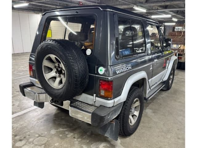 1991 Mitsubishi Pajero JDM car for sale — photo 17 of 17