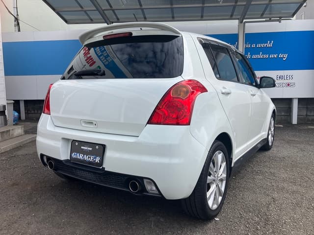 2009 Suzuki Swift JDM car for sale — photo 8 of 24