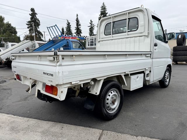 2001 Mitsubishi Minicab JDM car for sale — photo 5 of 24
